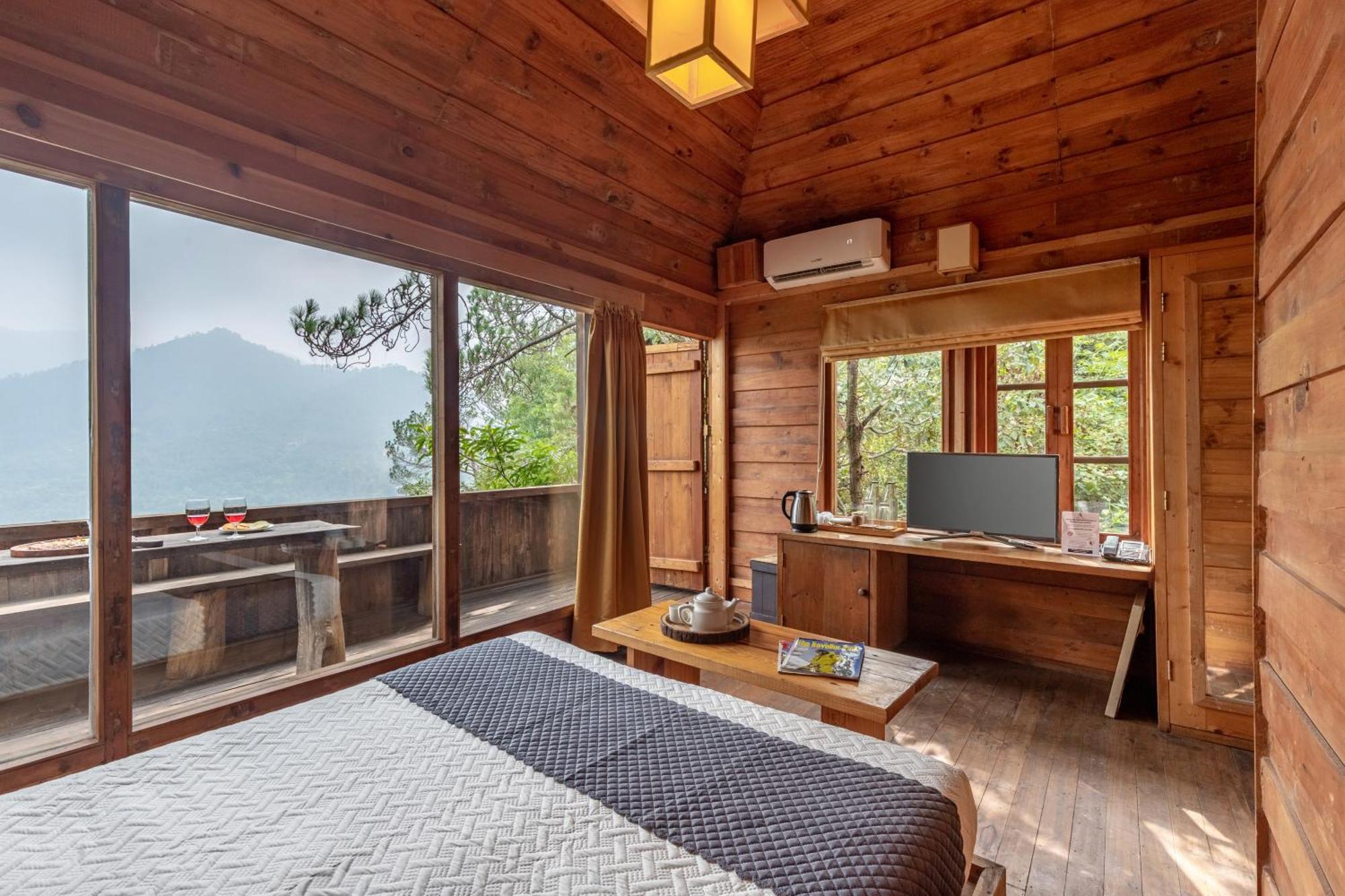 Alaya With Tree House - Suro Woodbine * Shogi